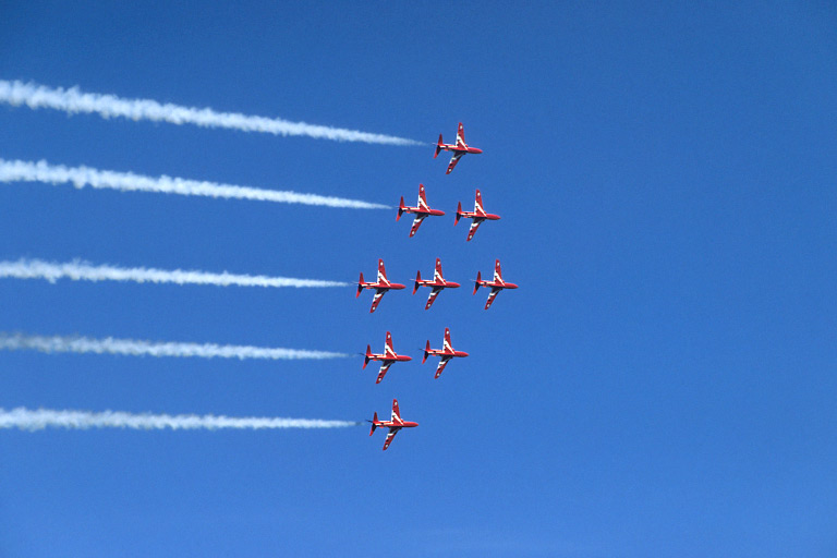 The Red Arrows: "Diamond Nine"