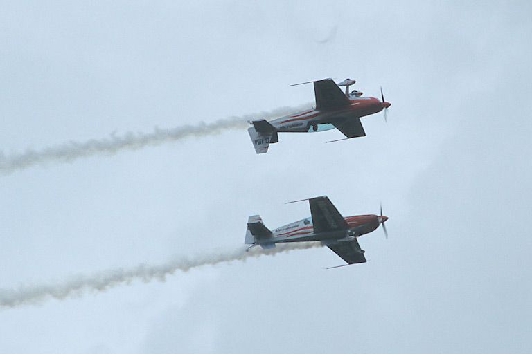 Extra 300Ls G-IILI and G-IIMI