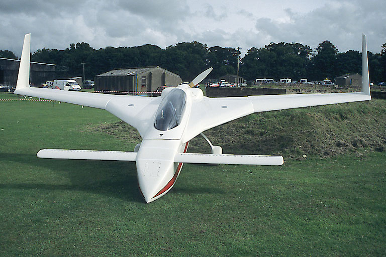 Rutan Long-EZ G-BRFB