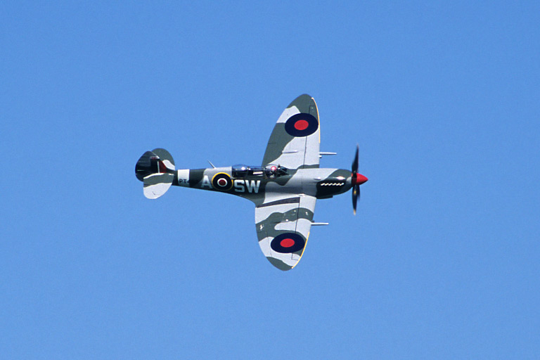 Spitfire T.IX G-CTIX