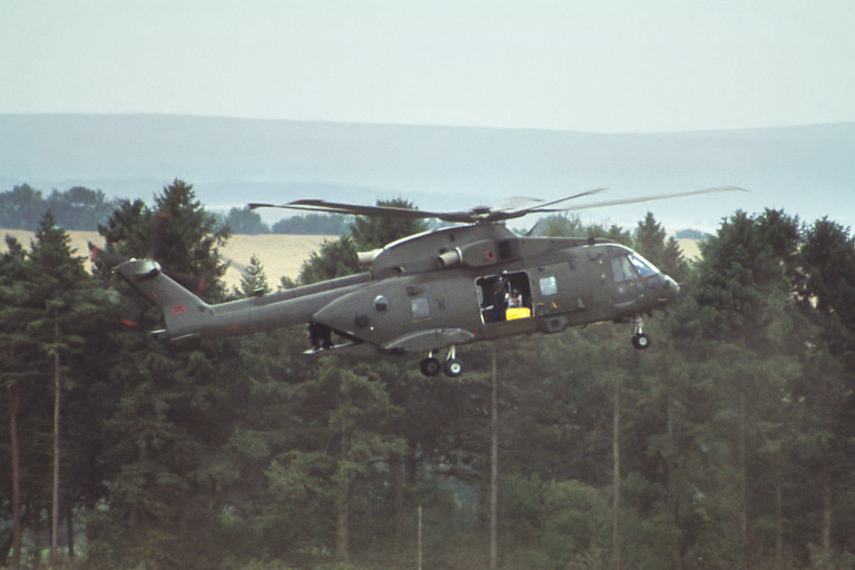 AgustaWestland EH-101 Merlin HC3 ZJ137