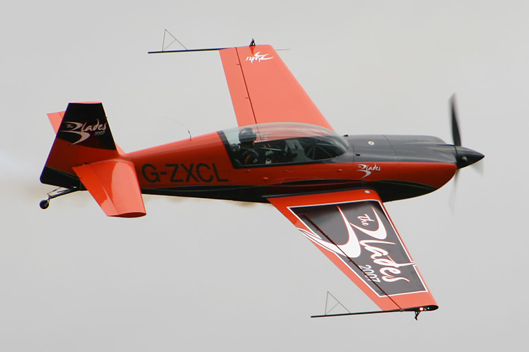 Extra 300LP G-ZXCL of The Blades