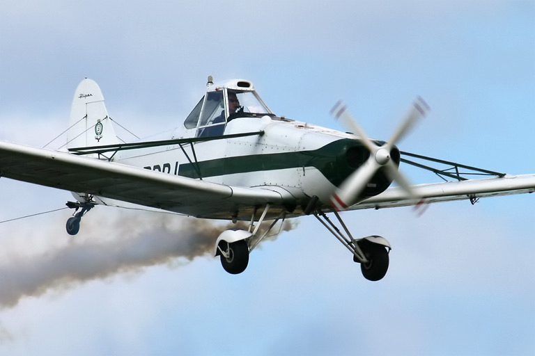 Piper Pawnee PA-25-235 G-BDPJ