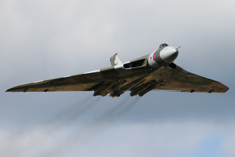 Avro Vulcan B2 XH558/G-VLCN