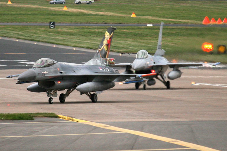 Fokker F-16AM Fighting Falcons s/n J-002 "65 Years" & J-628