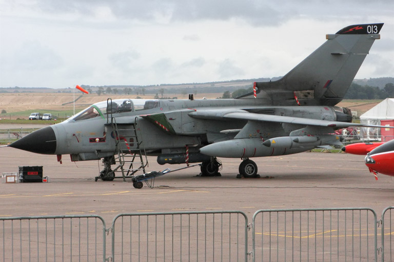 Panavia Tornado GR4 s/n ZA404