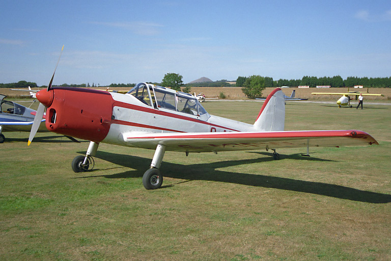 De Havilland DHC-1 Chipmunk 22A G-AORW