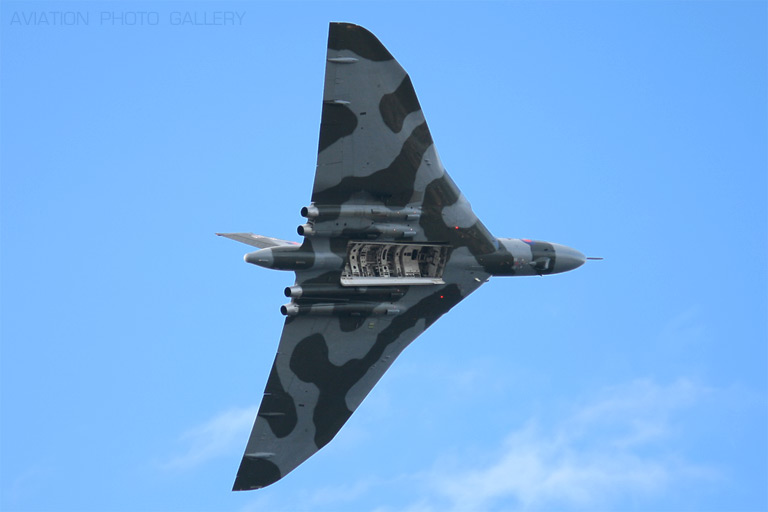 Avro Vulcan B2 XH558/G-VLCN