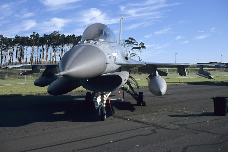 Fokker F-16BM Fighting Falcon J-065