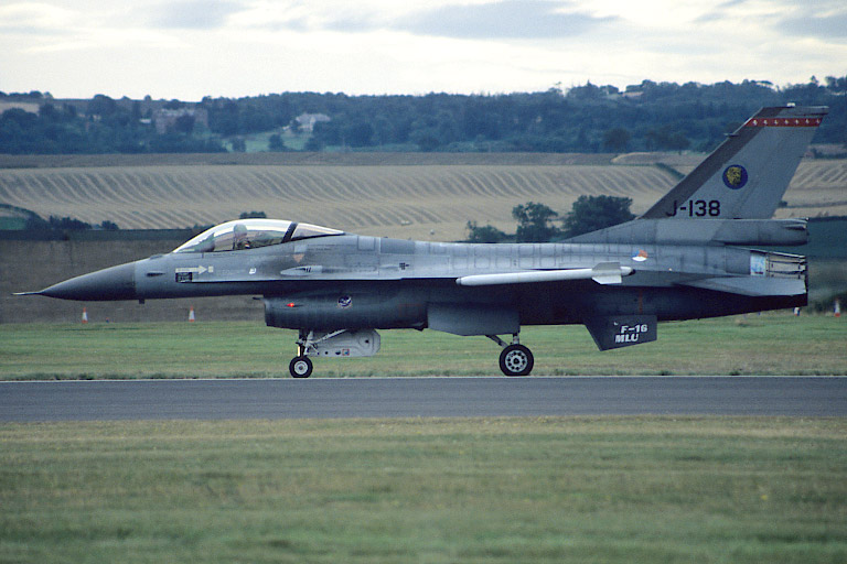 Fokker F-16AM Fighting Falcon J-138