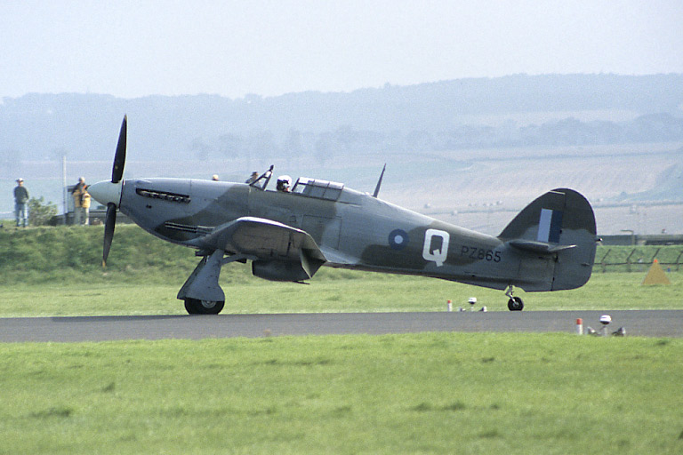 Hawker Hurricane Mk.IIc PZ865