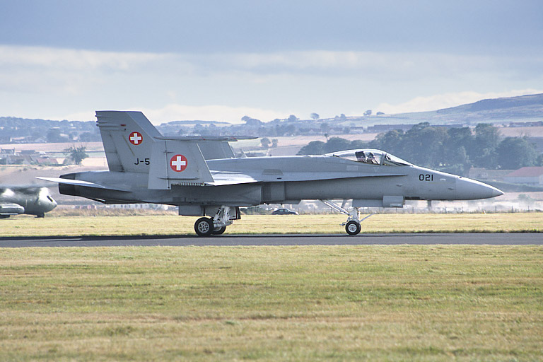 McDonnell Douglas F/A-18C Hornet J-5021