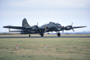 Boeing B-17G Flying Fortress G-BEDF "Sally B"