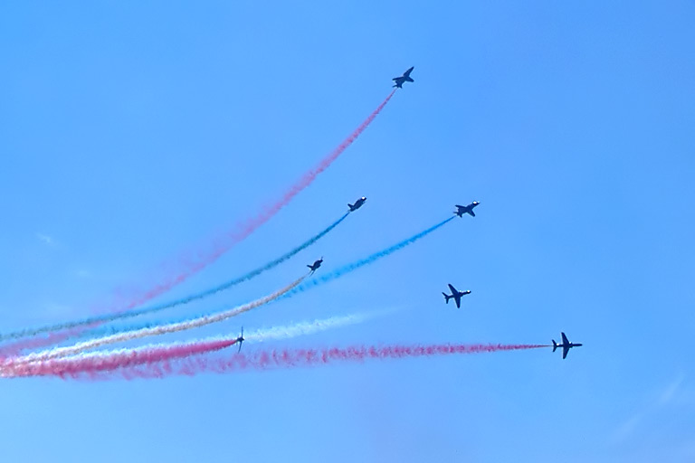 The Red Arrows: "Vixen Break"