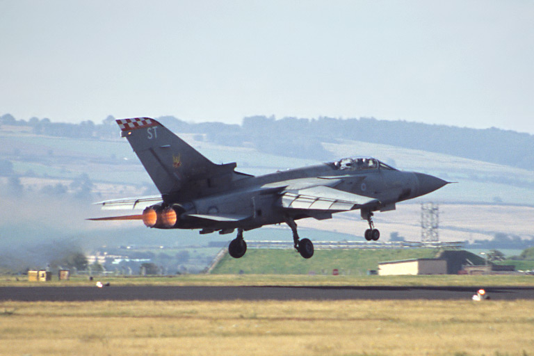 Panavia Tornado F3 ZH552