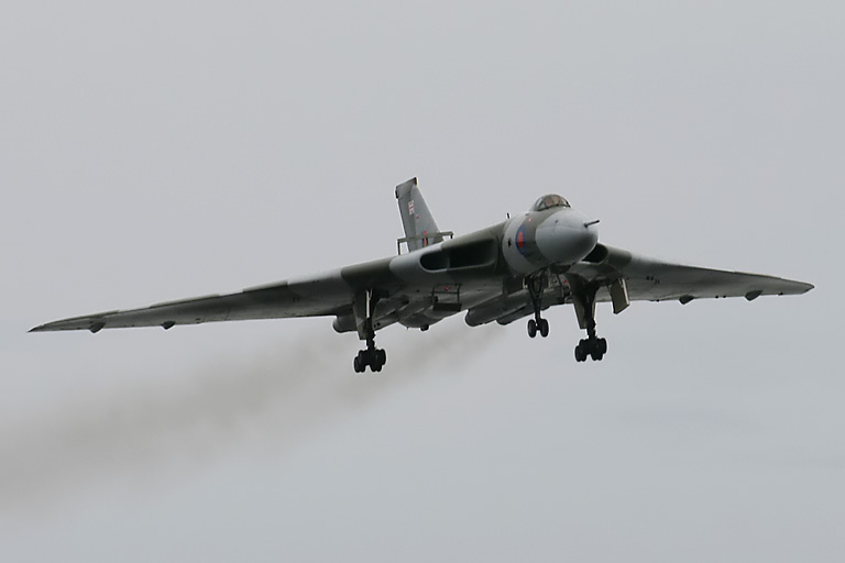 Avro Vulcan B2 XH558/G-VLCN