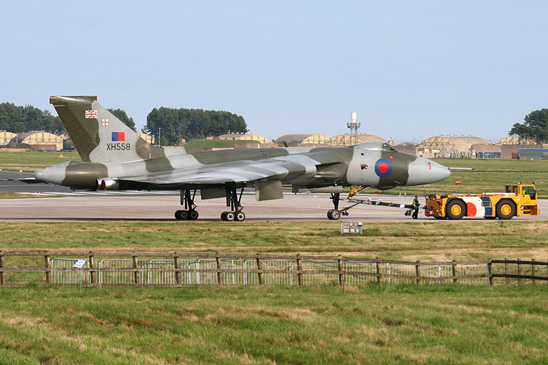 Avro Vulcan B2 XH558/G-VLCN