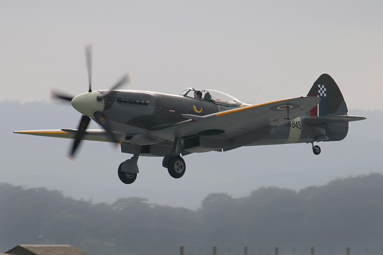 Supermarine Spitfire FR18 G-BUOS