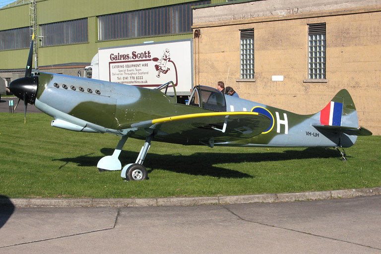 Supermarine Aircraft Replica Spitfire Mk.26 VH-IJH