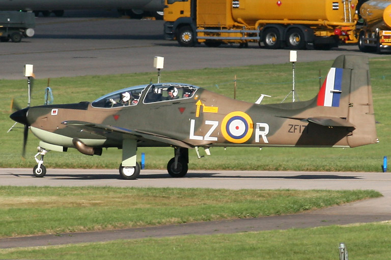 Shorts S-312 Tucano T1 ZF171