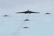 Avro Vulcan B2 XH558/G-VLCN and Team Viper