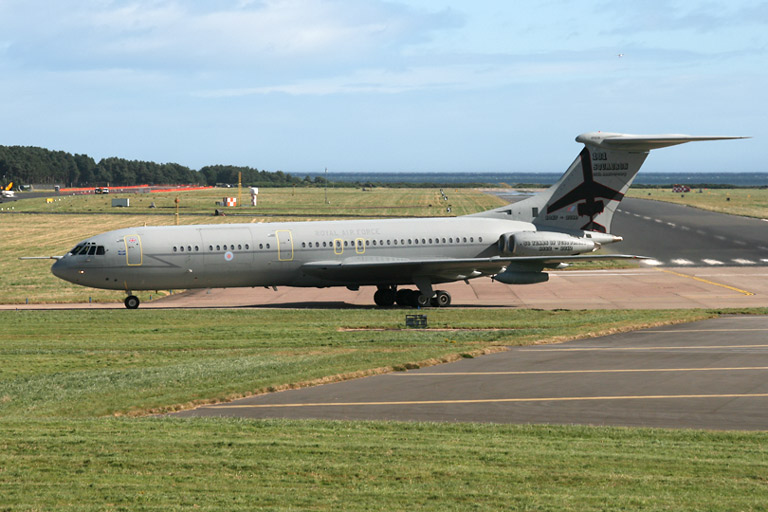 Vickers VC10 C1K XR808