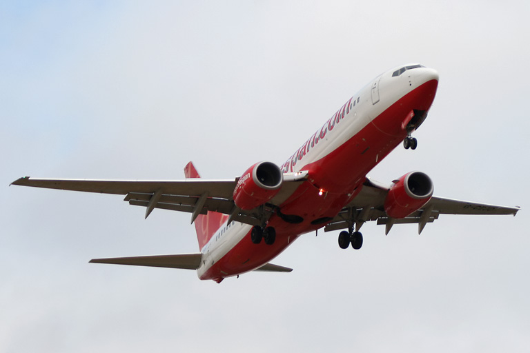 Boeing 737-8BK G-CEJO