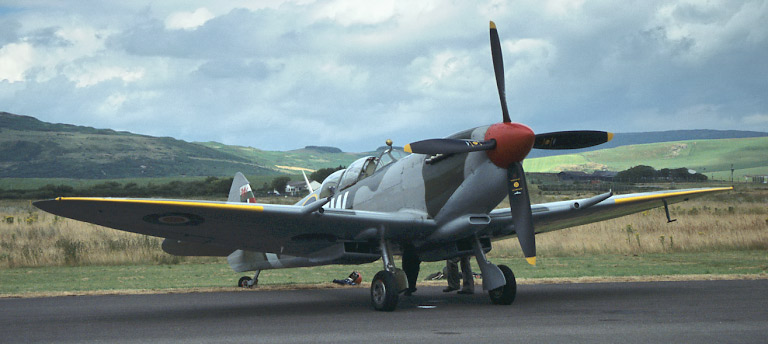 Supermarine Spitfire T.IX G-CTIX