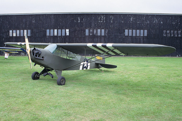 Piper J3C-65 Cub G-BWEZ